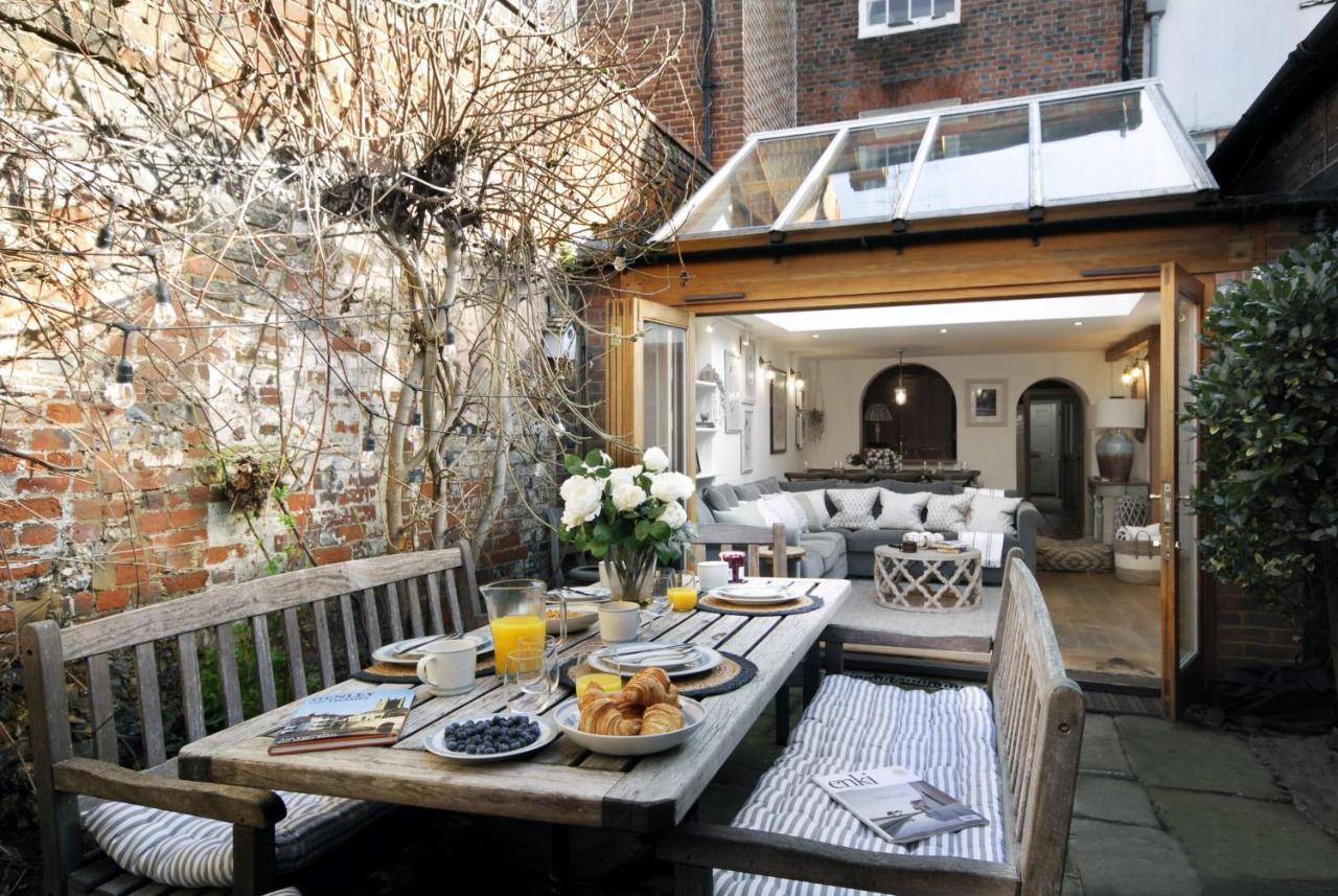 Dolls House - Luxury Townhouse *Sleeps 10* Villa Henley-on-Thames Buitenkant foto