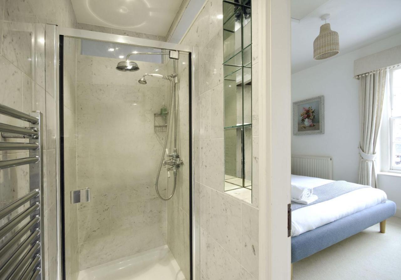 Dolls House - Luxury Townhouse *Sleeps 10* Villa Henley-on-Thames Buitenkant foto